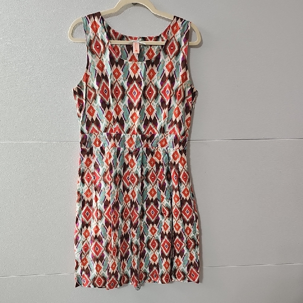 Geometric Patterned Sleeveless Dress